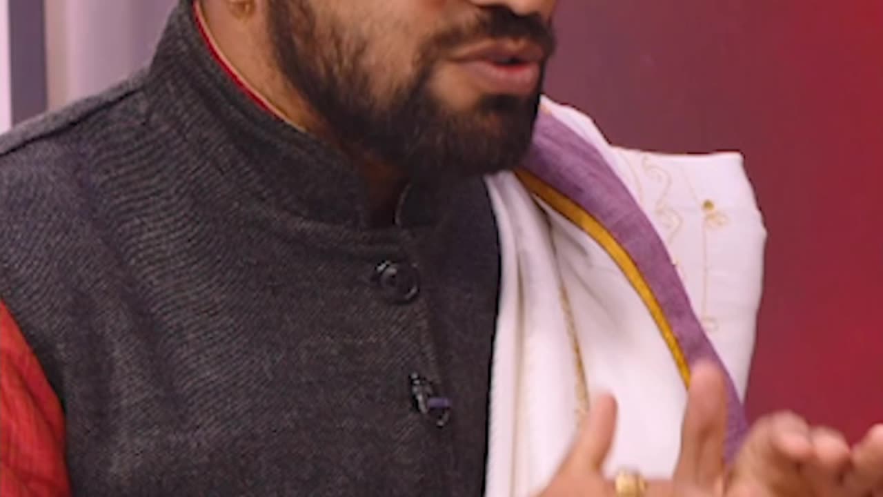 The "guru-dakshina" (fees) system in Gurukul education.