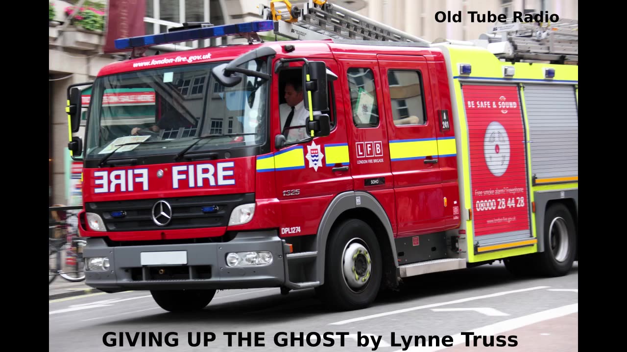 Giving Up the Ghost By Lynne Truss