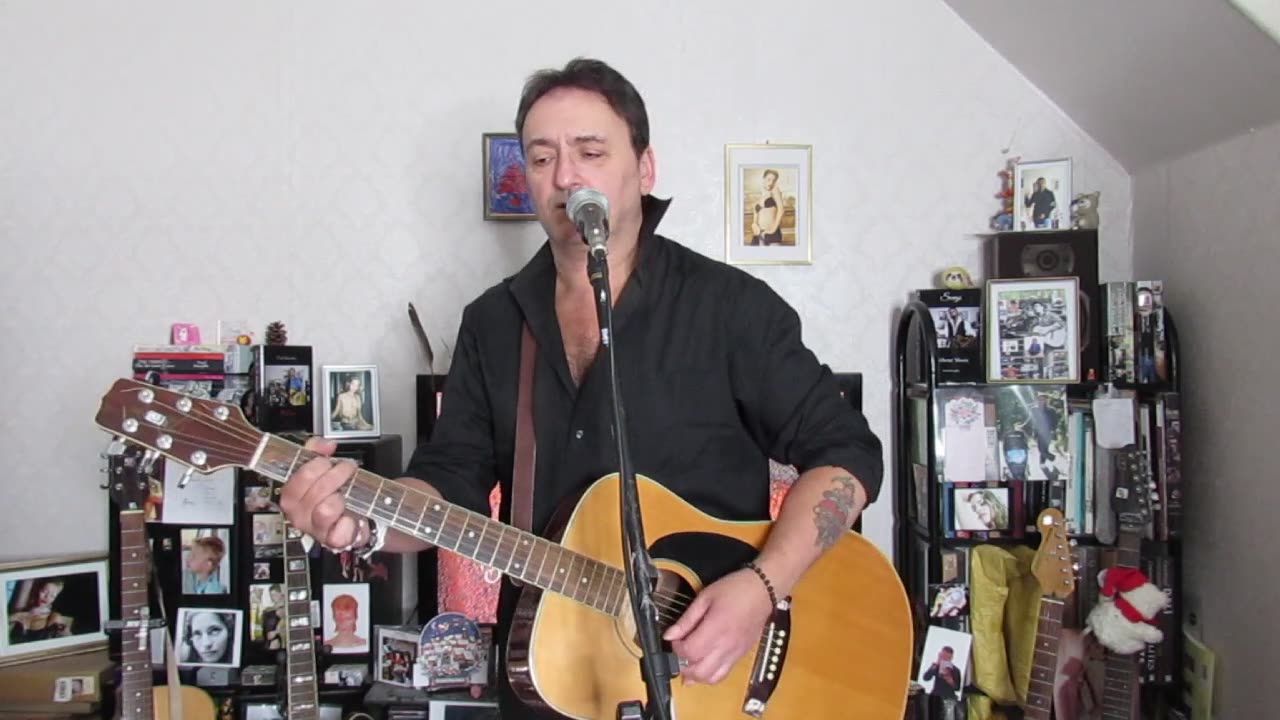 Paul Murphy - 'Good Times've Gone For Good' . [Take 5]