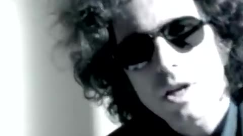 Andres Calamaro - Te quiero igual