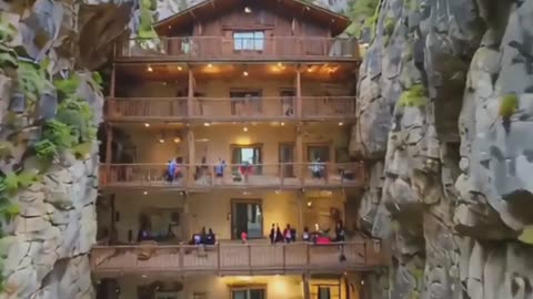Hidden Canyon Resort with River Views and Cliff side Dining.