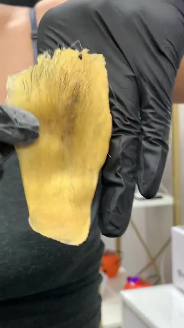 Self Underarm Waxing with Sexy Smooth Golden Allure | @LaaxLounge | Gentle & Effective Hair Removal