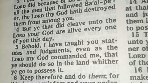 Sola scriptura people must be king James only! Debate commentary.