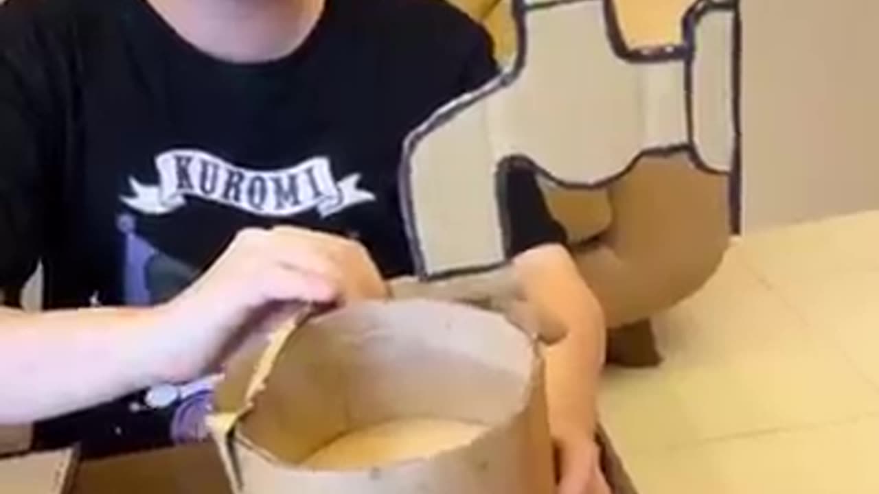 Trending: WIPE THE WATER OFF A CARDBOARD！#asmr