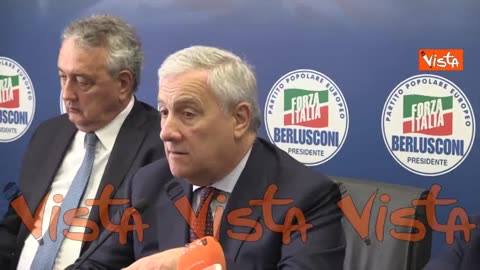 LE CAZZATE DI TAJANI Dazi USA a UE,'L'opposizione italiana ha sempre detto che dovevamo far trattare l'Europa' Ursula von der Leyen fa parte dello stesso partito europeo di Tajani il PPE che governa al parlamento UE con i democratici..