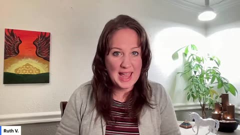 Shocking Tarot Reading on the Moon and Moon People #moon #hiddenhistory