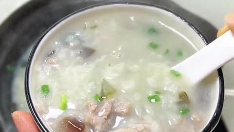Making Chinese porridge