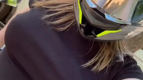 Driver tgirl following the destiny of her
