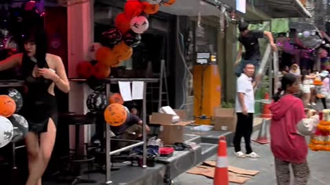 Soi 6 Pattaya Walking