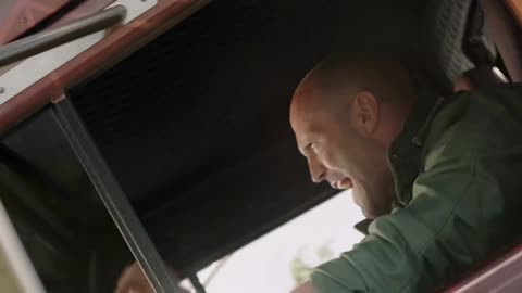 Dwayne Johnson Takes Down A Helicopter With His Bare Hands Hobbs & Shaw Full Throttle - 1080