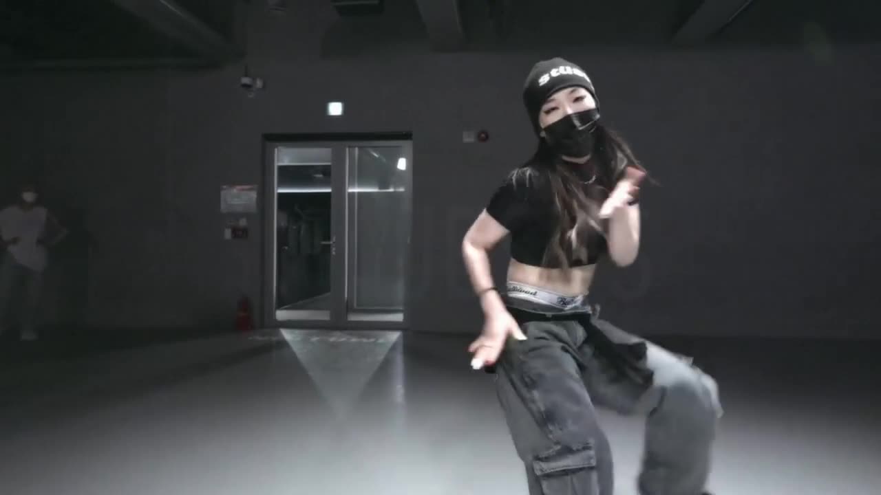 Dynamic Twins ~ Get up get down ~ Remix 1b ~ Dance