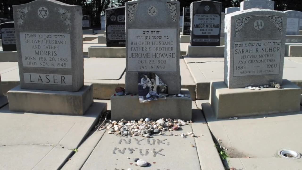 The Life and Sad Ending of Curly Howard of The Three Stooges