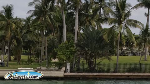 I cruised by P. Diddy's Mansion while in Miami, but...