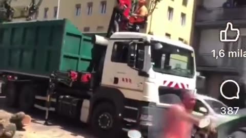 Non è progresso, è controllo.