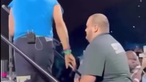 😂🎤 Security Guard's Unplanned Performance! Lead Singer of Coldplay Pulls Guard Onstage | FunFM