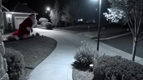 Terrifying Santa Claus caught on camera