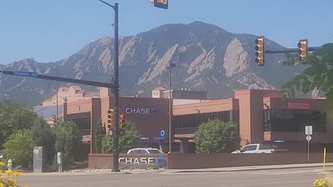 Scenic Boulder Colorado w/ a 90s favorite
