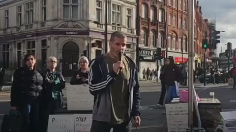 Geoff Mealing : social services