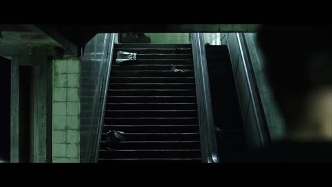 He's Beginning to Believe Scene The Matrix (1999)