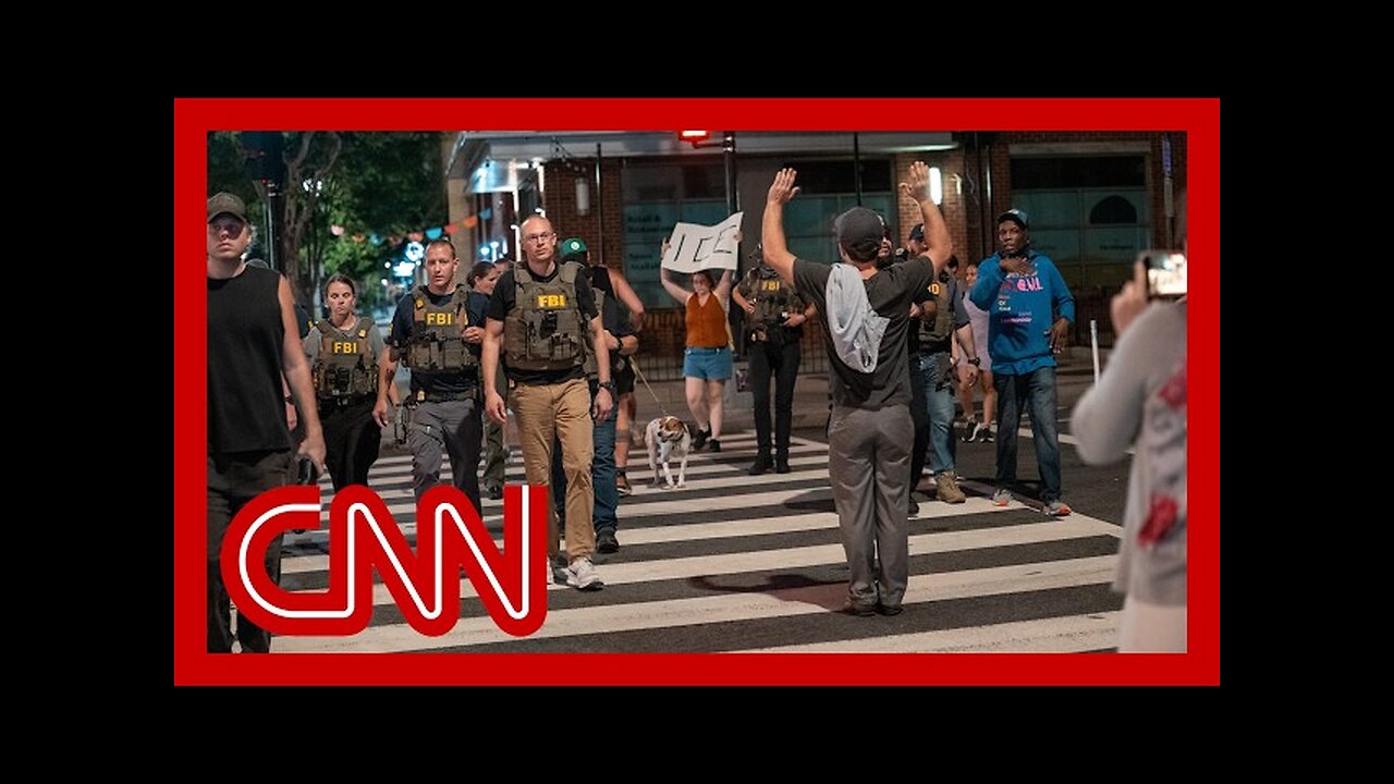 Crowd in DC outraged by federal law enforcement presence as cars stopped on busy street
