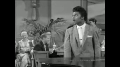 Little Richard ~ Tutti Fruitti ~ Full Song Portrait Format