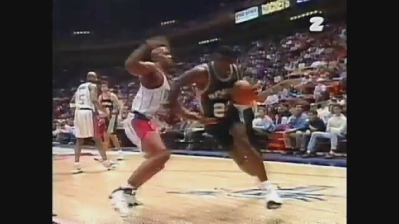 Dominique Wilkins 28 Points @ Rockets, 1996-97.