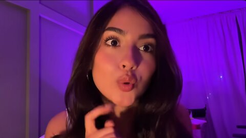 ✨ASMR Tu amiga te CONSIENTE muy INTENSAMENTE mientras DUERMES💕