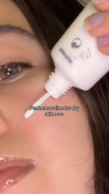 Perfect dry skin routine 🥹#dryskin #hydrateyourskin #skincare #fyp @Larosanna US