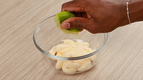 Squeeze lemon into the mayonnaise, this is the big secret of McDonald’s!