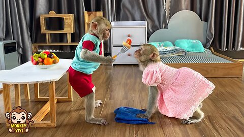 How YiYi and YinYin Make Housework Fun Together
