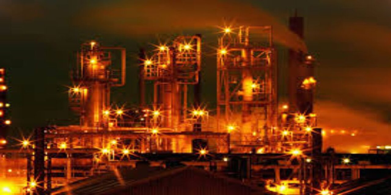 Trump WH Nixes $3.7 Billion in Clean Energy Awards