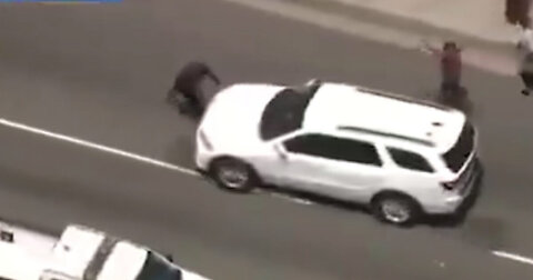 Anti-ICE Liberal Wanted To FAFO With A Moving ICE Vehicle