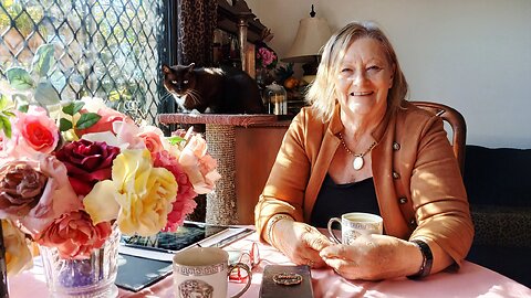 No Longer Lucky, now it's the Battle country. Ipswich voices, Marlene