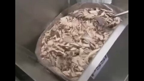 Your McDonald’s Burger May Contain Meat from Over 1,000 Cows