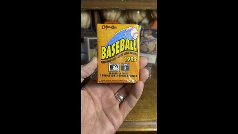 1992 #opeechee #junkwax #baseballcards #packopenning #topps #hof