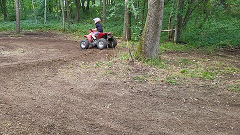 300ex on Track in the woods