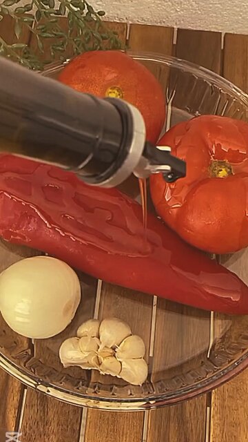 Creamy Turkish Tomato Soup 🍅