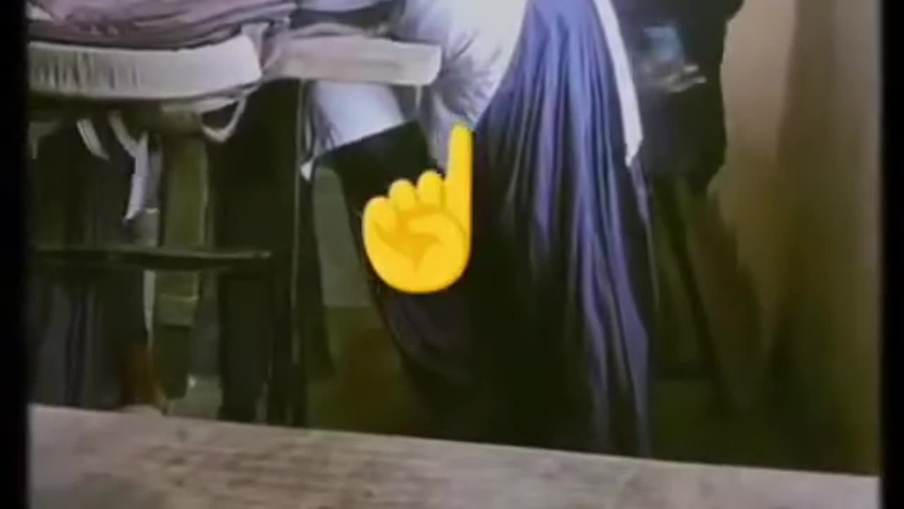 Red Elegance – Russian Girl Grooves in 4K"