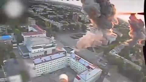 🎥💥 Ukraine Russia War | Russian FPV Drone Films Kherson Bombing Strike | RCF