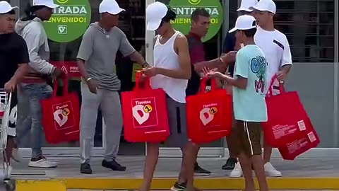 STRESSING OLD MAN 😂😂😂😂