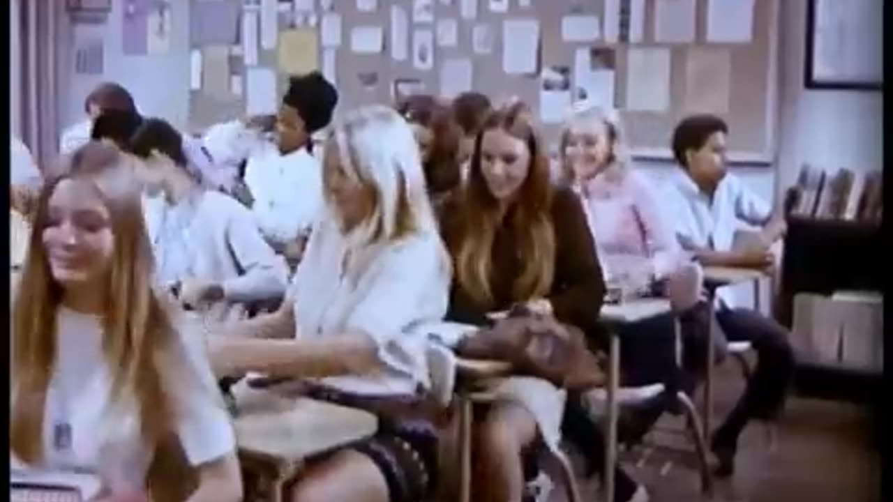 Room 222 - Full Episode