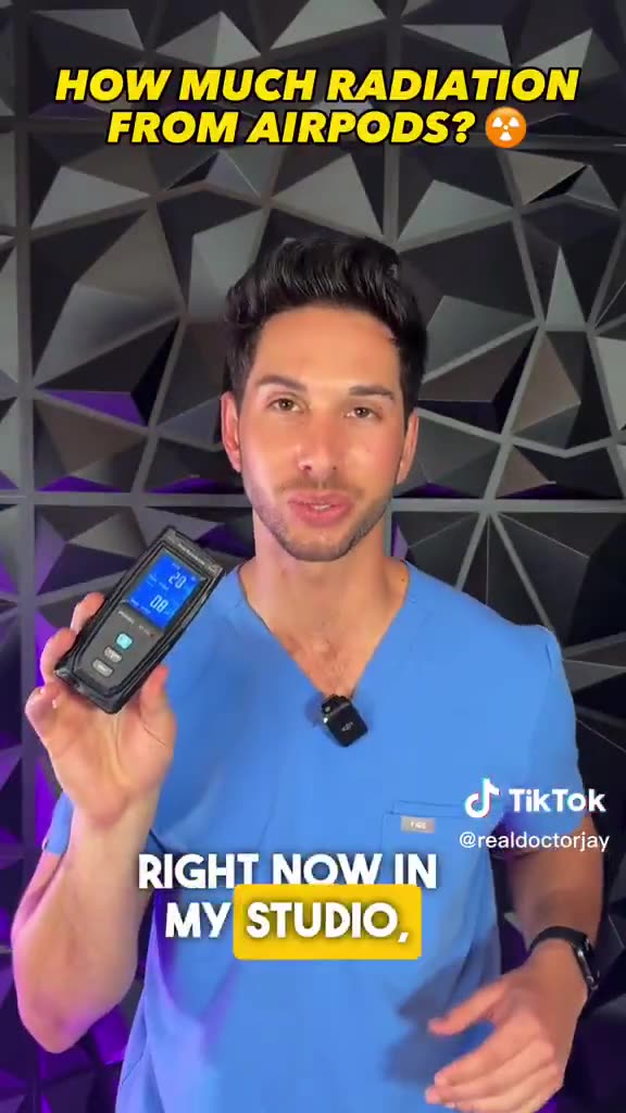 AirPods & wireless earbuds.