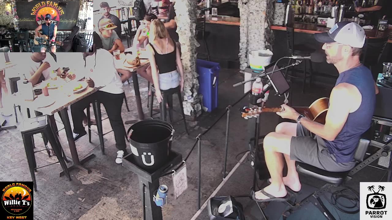 LIVE Music Everyday!