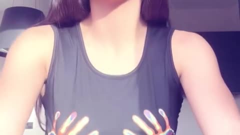 This shirt is to show youw here to place your hands