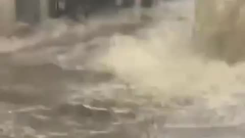BREAKING: Flash floods severe thunderstorms chaos leaving New York City subway system underwater.