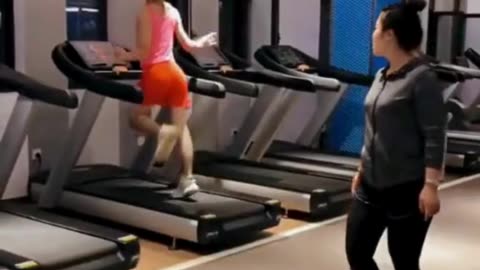 Treadmill Funny Incident! 😅