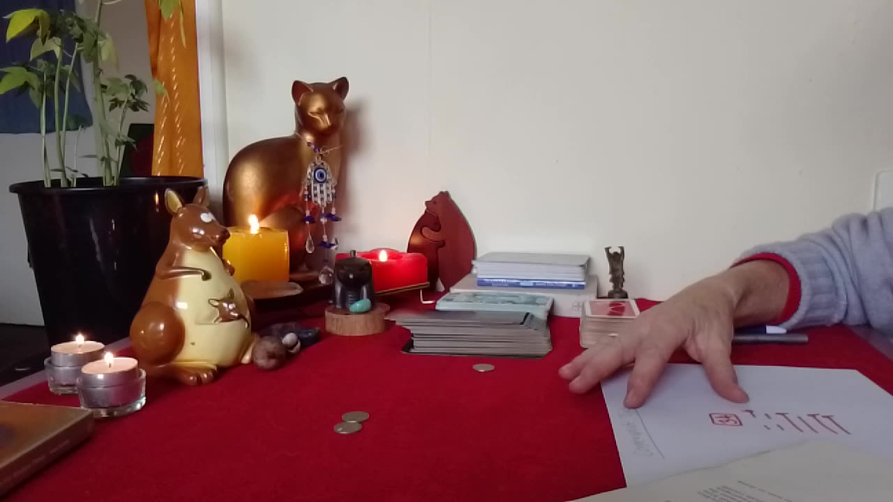 🧿Contemplate This: I Ching ☯ Reading for the Cosmic Collective