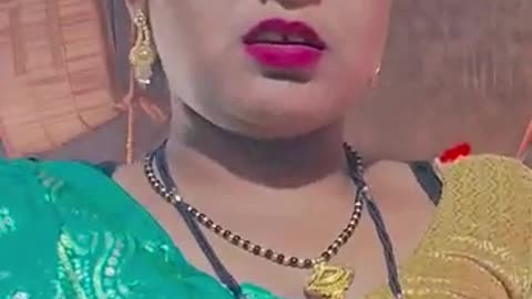 Auraton ke pahle se ek Kan Hota Hai