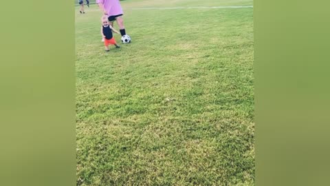 Football Kids Fails – Funny moments when kids mess up while playing football.