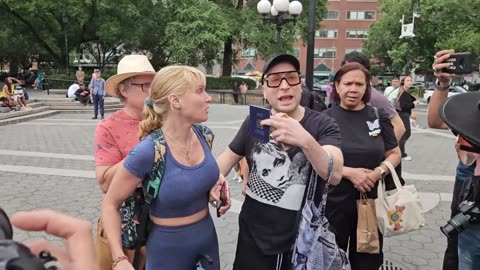 Jewish American Lady Meet's Orthodox Jewish Palestinian Supporters